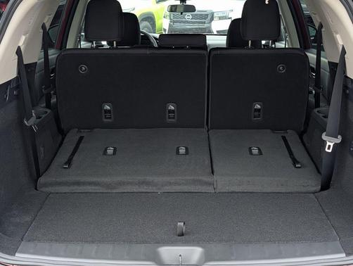 Scarlet 2026 Nissan Pathfinder SV