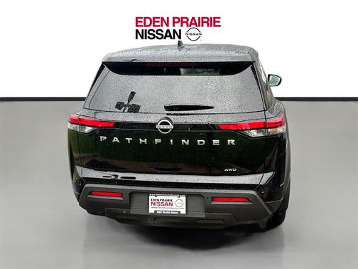 2025 Nissan Pathfinder S 4WD