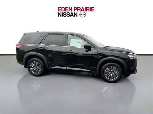 2025 Nissan Pathfinder S 4WD