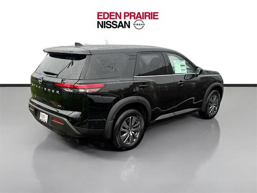 2025 Nissan Pathfinder S 4WD
