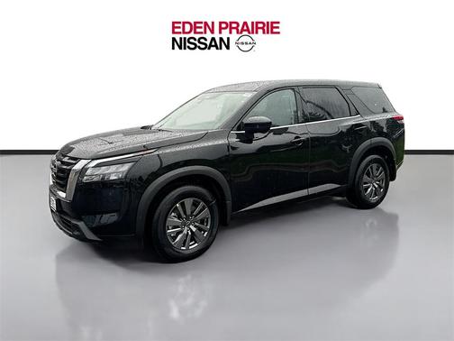 2025 Nissan Pathfinder S 4WD