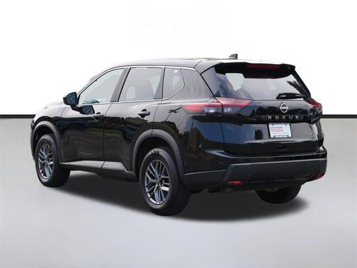 Super Black 2024 Nissan Rogue S