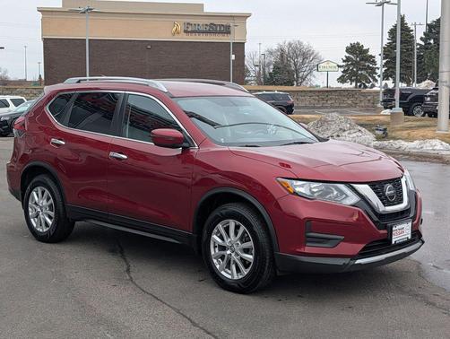 2018 Nissan Rogue SV