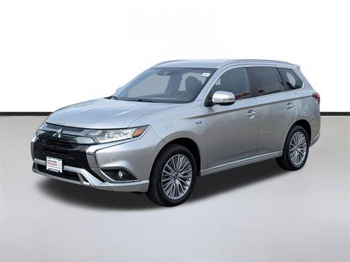 Alloy Silver Metallic 2022 Mitsubishi Outlander PHEV