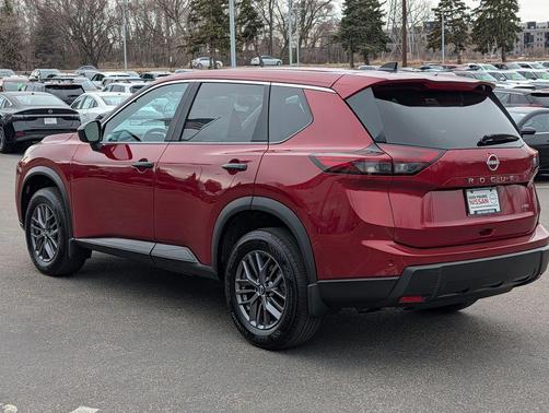 2024 Nissan Rogue S