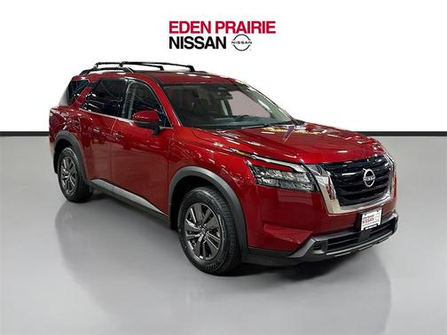 2023 Nissan Pathfinder SV 4WD