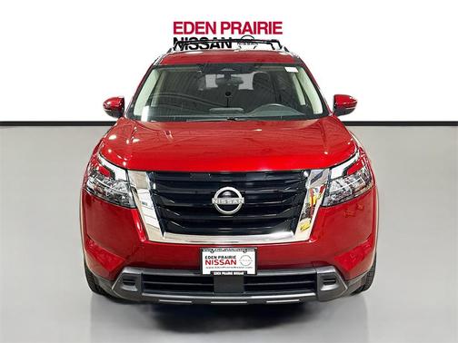 2023 Nissan Pathfinder SV 4WD