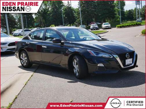 Photo 3 of 3 of 2019 Nissan Altima 2.5 S