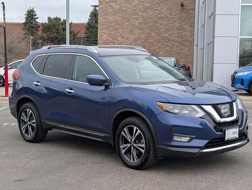 2017 Nissan Rogue SL