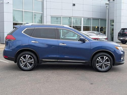 2017 Nissan Rogue SL