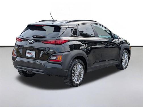 Ultra Black Pearl 2019 Hyundai KONA SEL
