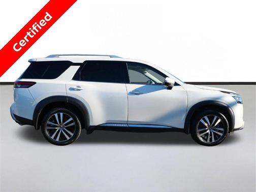 Pearl White Tricoat 2024 Nissan Pathfinder Platinum 4WD