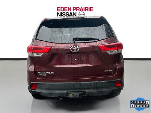 2017 Toyota Highlander LE