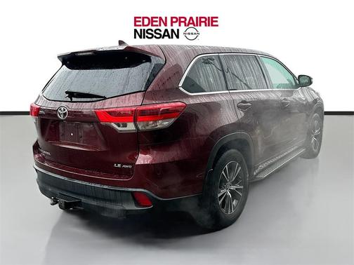 2017 Toyota Highlander LE