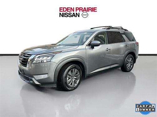 2024 Nissan Pathfinder SV 4WD
