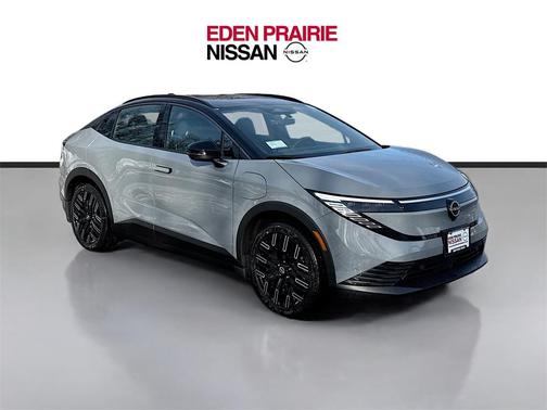 2026 Nissan Leaf PLATINUM+