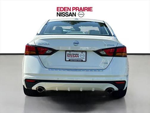 2021 Nissan Altima Platinum Intelligent AWD
