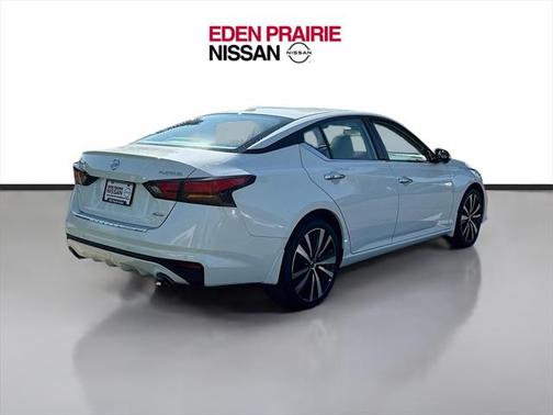 2021 Nissan Altima Platinum Intelligent AWD