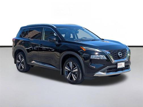 Super Black 2023 Nissan Rogue Platinum
