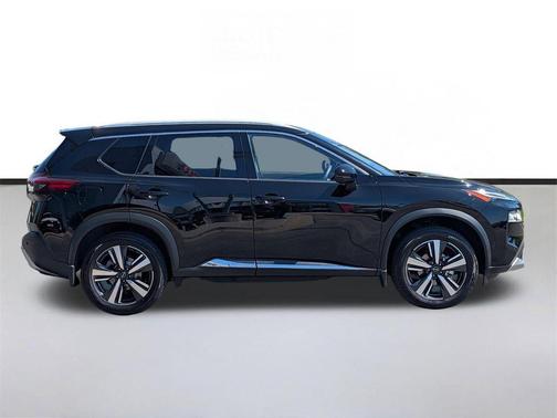 Super Black 2023 Nissan Rogue Platinum