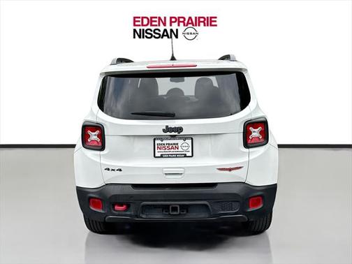2022 Jeep Renegade Trailhawk