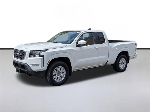 Glacier White 2024 Nissan Frontier SV