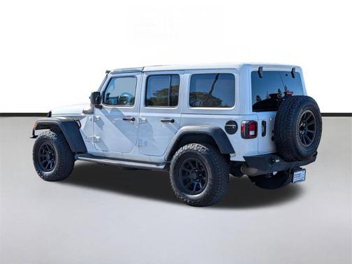 Bright White Clearcoat 2021 Jeep Wrangler Unlimited Islander 4x4