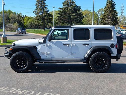 Bright White Clearcoat 2021 Jeep Wrangler Unlimited Islander 4x4