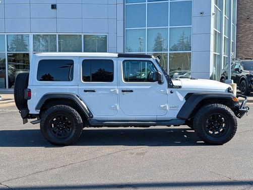 Bright White Clearcoat 2021 Jeep Wrangler Unlimited Islander 4x4