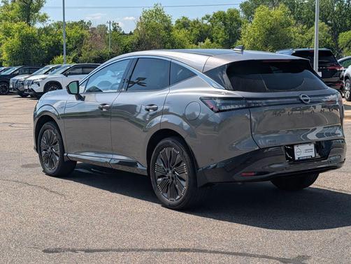 Gray 2025 Nissan Murano Platinum
