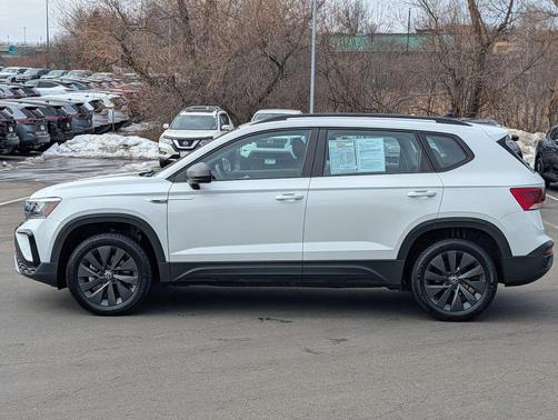 2022 Volkswagen Taos 1.5T S