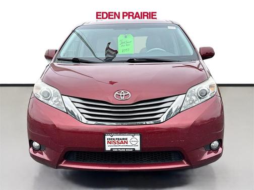 2014 Toyota Sienna XLE