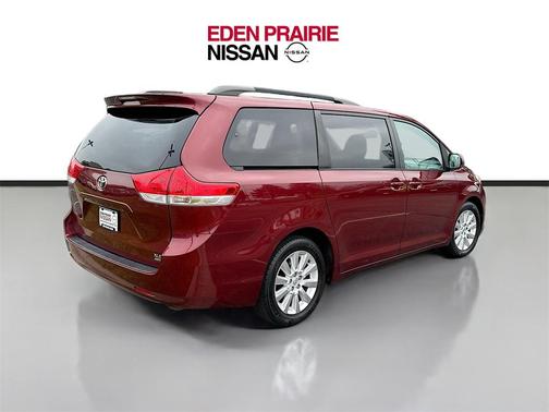 2014 Toyota Sienna XLE