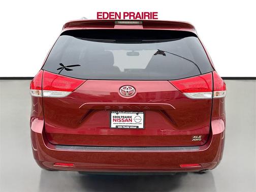 2014 Toyota Sienna XLE