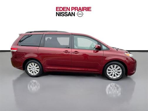 2014 Toyota Sienna XLE