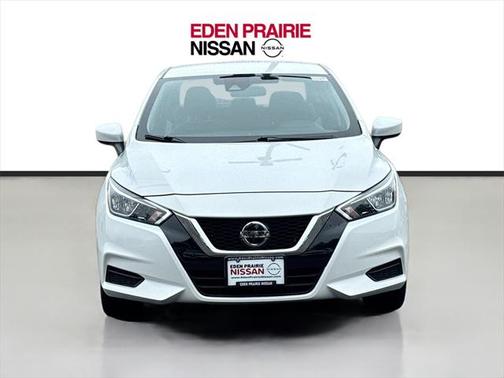 2022 Nissan Versa 1.6 SV