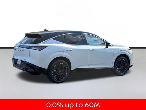 White / Black 2026 Nissan Murano Platinum