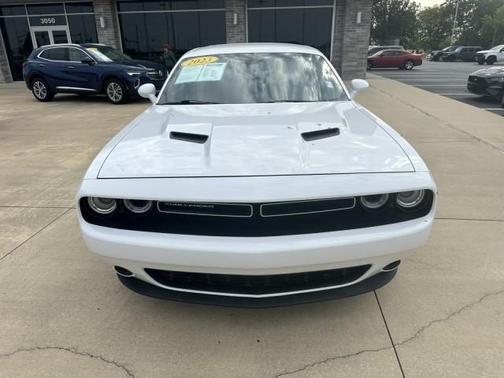 2023 Dodge Challenger SXT
