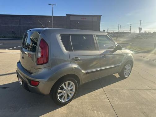2013 Kia Soul Base