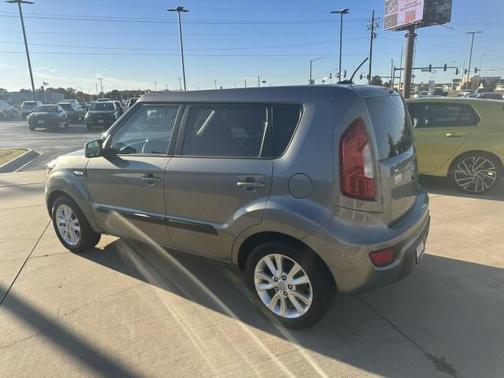 2013 Kia Soul Base