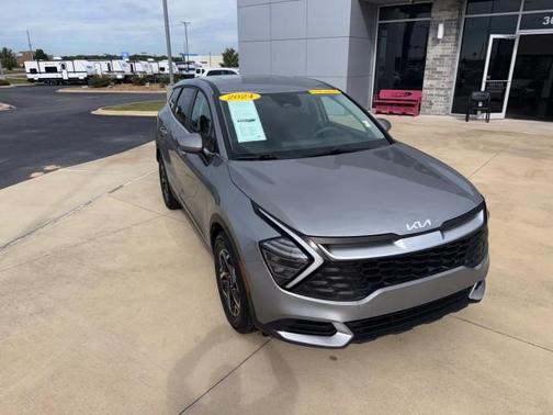 2024 Kia Sportage LX