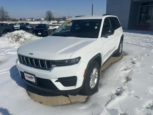 2024 Jeep Grand Cherokee Laredo
