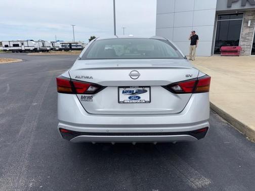 Silver 2024 Nissan Altima 2.5 SV
