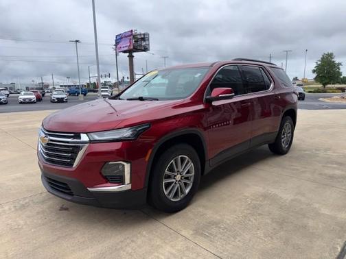 Red 2023 Chevrolet Traverse LT Cloth