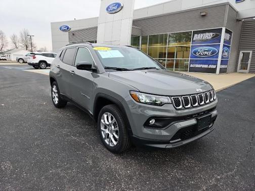 2024 Jeep Compass Latitude Lux