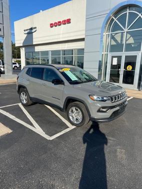 2024 Jeep Compass Latitude