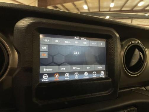 2023 Jeep Gladiator Sport