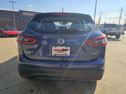 2022 Nissan Rogue Sport S