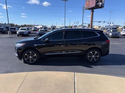 2020 Buick Enclave Essence