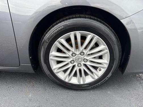2017 Lexus ES 350 Base